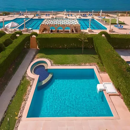 Selena Bay Hotel Suites